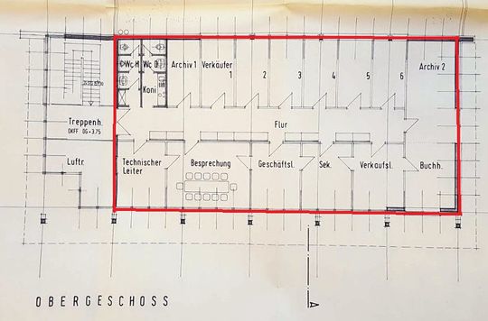 Großzügig geschnittene und teilklimatisierte Büro oder